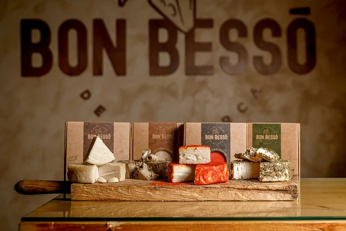 Crafting Sustainable Vegan Cheese from Mallorcan Almonds