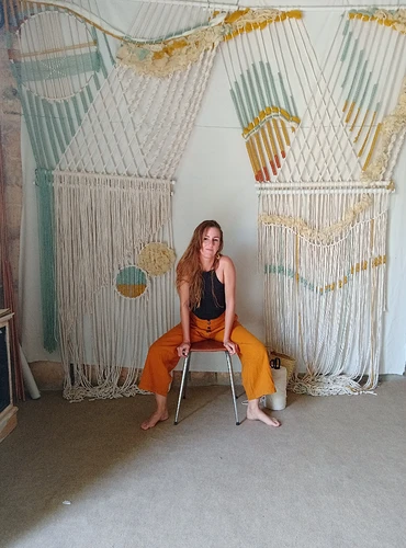 Leela Romeo: A Fibre Artist Inspired by Mallorcan Wool